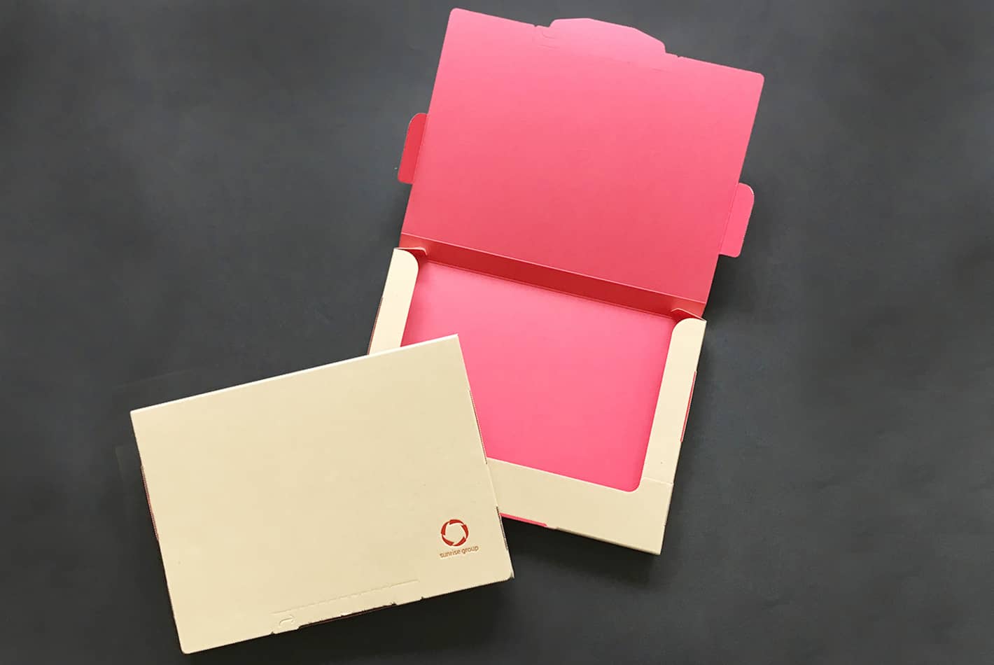 箔押し小物発送用ケース、箔押しギフトボックス