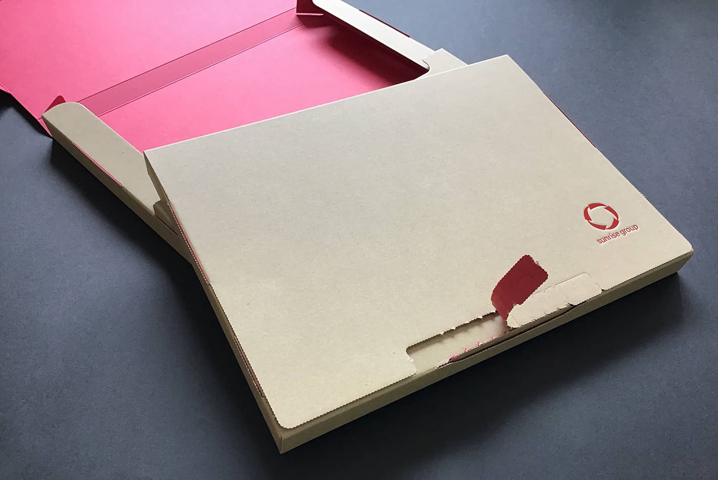 箔押し小物発送用ケース、箔押しギフトボックス